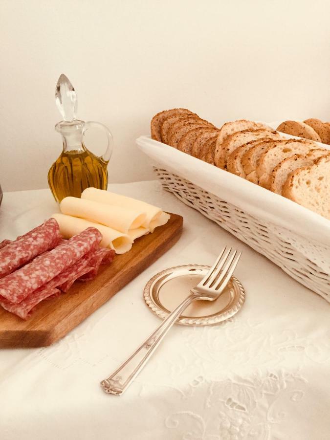 Bed and breakfast Bianko Ecochic & L'angolo Di Levante 3*