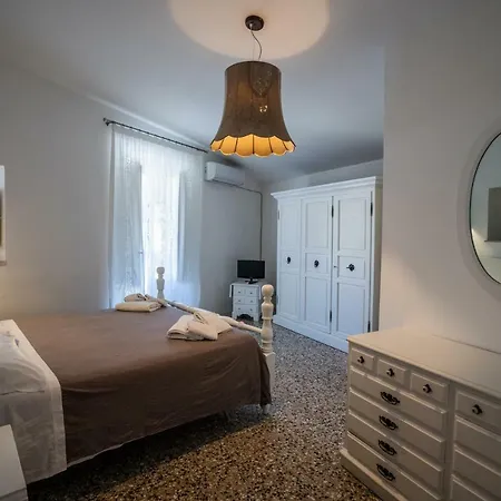Bed and Breakfast Bianko Ecochic & L'Angolo Di Levante à Enna Extérieur photo
