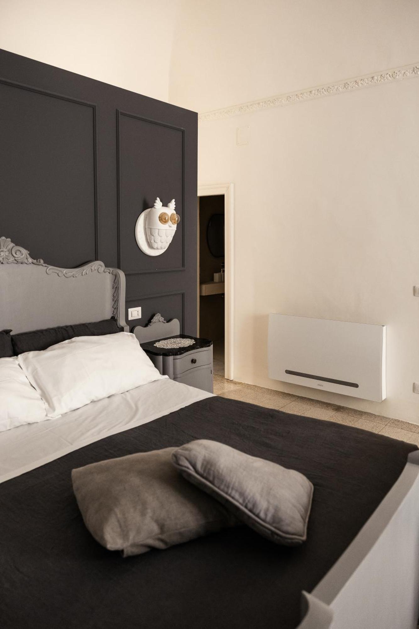 Bianko Ecochic & L'angolo Di Levante 3* Enna